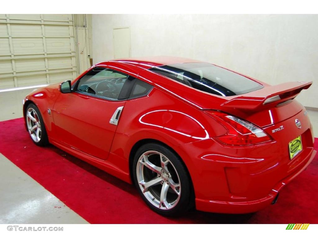 Solid Red 2009 Nissan 370Z NISMO Coupe Exterior Photo #44003085