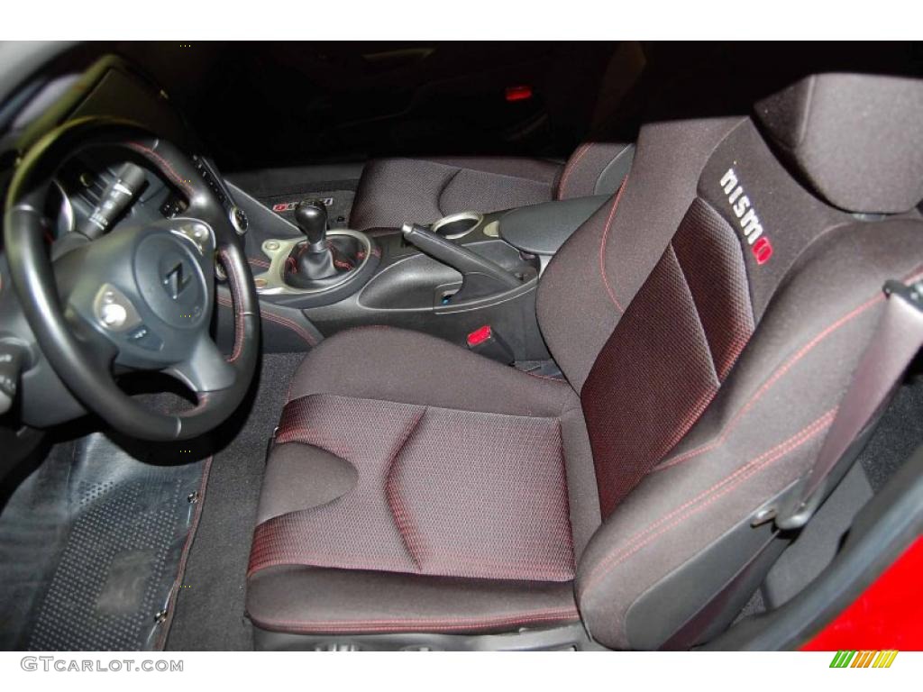 NISMO Black/Red Interior 2009 Nissan 370Z NISMO Coupe Photo #44003179
