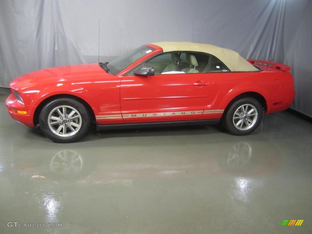 2005 Mustang V6 Deluxe Convertible - Torch Red / Medium Parchment photo #3