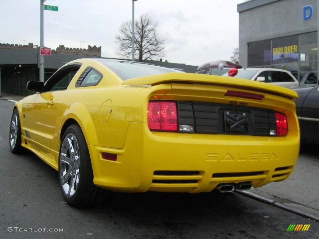 2006 Mustang Saleen S281 Supercharged Coupe - Screaming Yellow / Dark Charcoal photo #9
