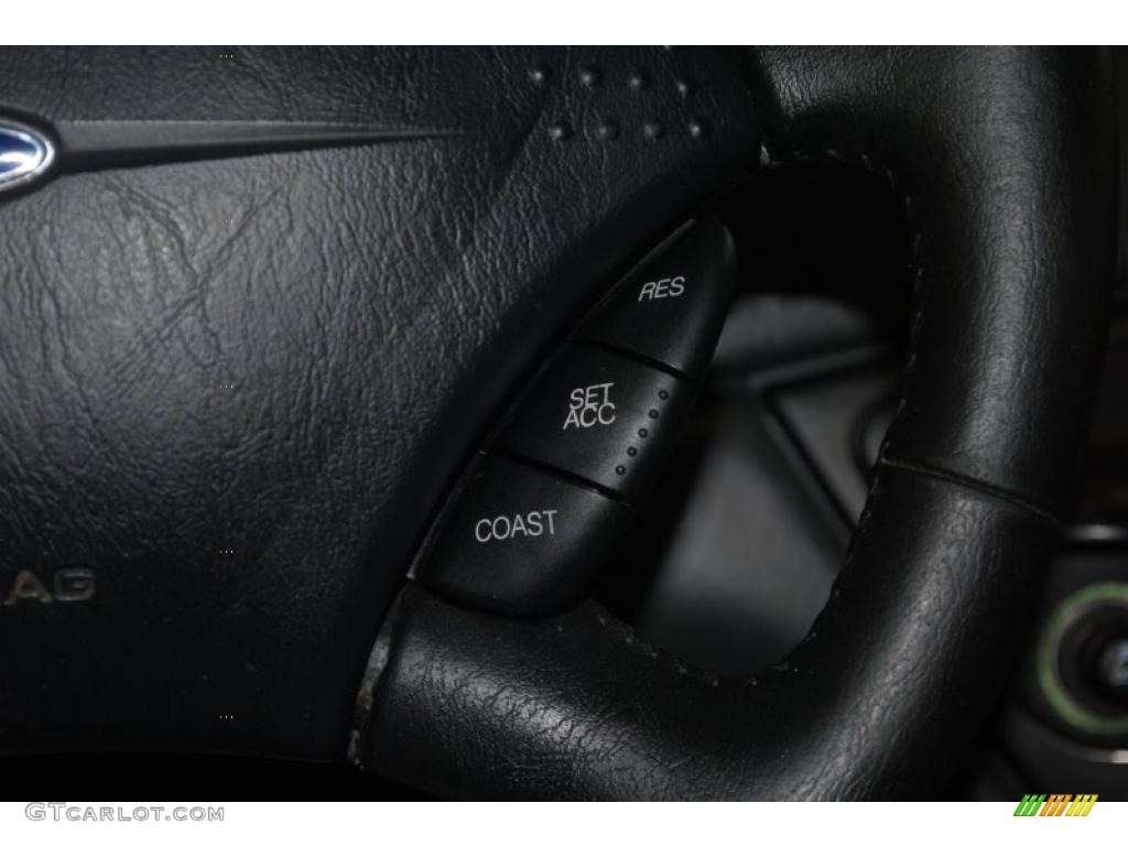 2001 Focus SE Sedan - Twilight Blue Metallic / Medium Graphite Grey photo #28