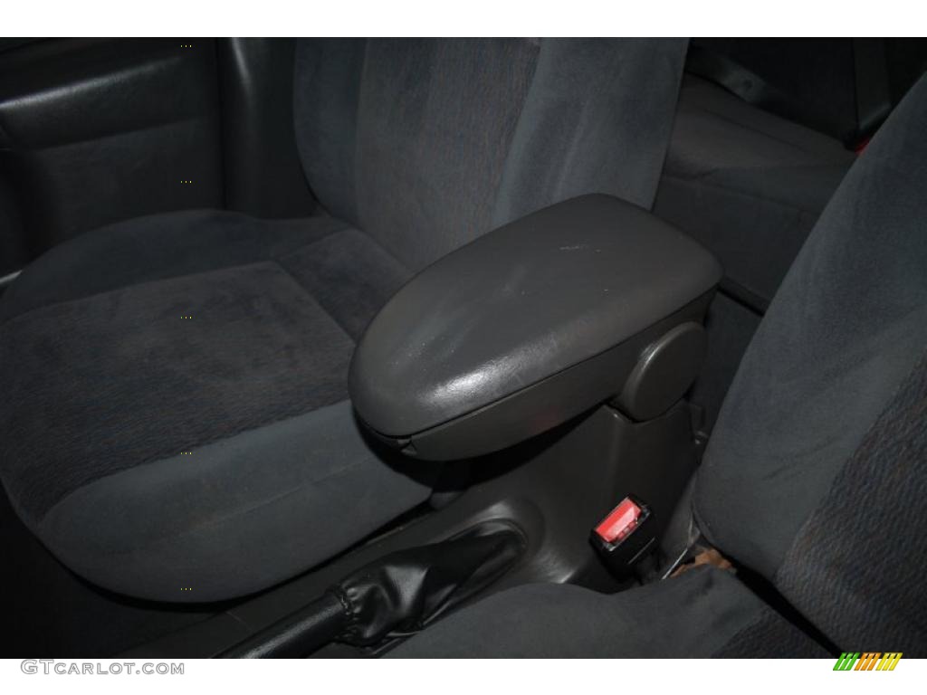 2001 Focus SE Sedan - Twilight Blue Metallic / Medium Graphite Grey photo #32