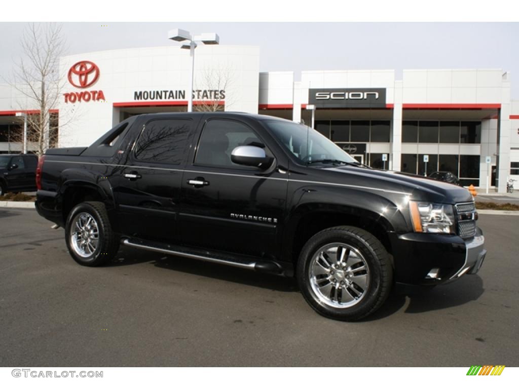 Black Chevrolet Avalanche