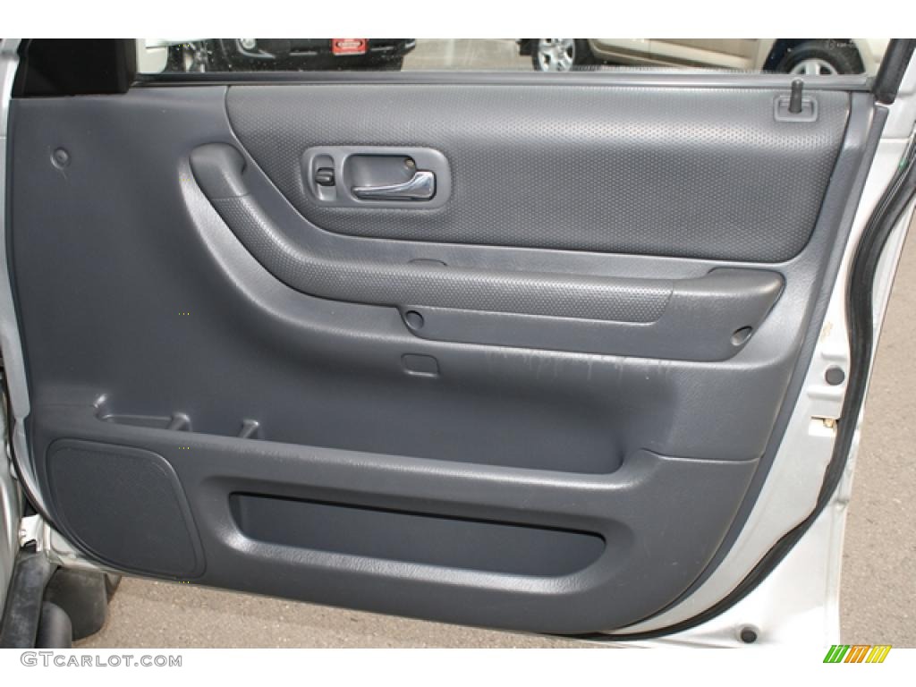 1999 CR-V EX 4WD - Sebring Silver Metallic / Charcoal photo #15