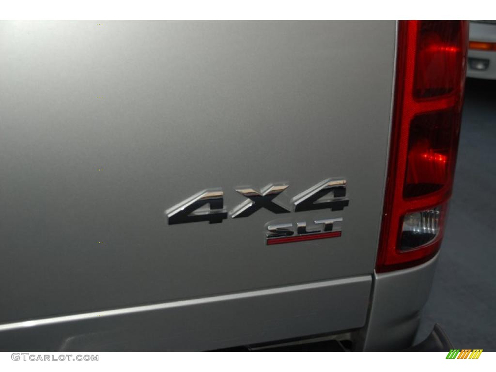 2004 Dodge Ram 2500 SLT Quad Cab 4x4 Marks and Logos Photo #44021964