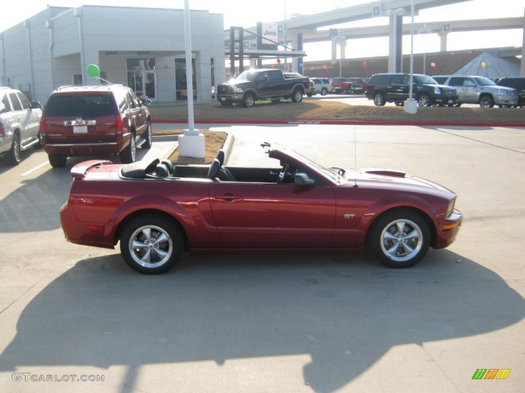 2007 Mustang GT Premium Convertible - Redfire Metallic / Dark Charcoal photo #6