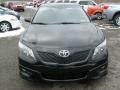 Black - Camry SE Photo No. 2