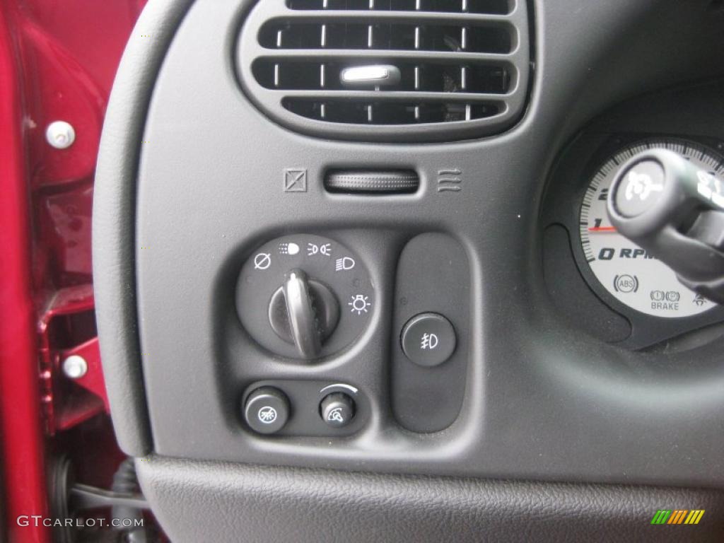 2008 Chevrolet TrailBlazer SS 4x4 Controls Photo #44028460