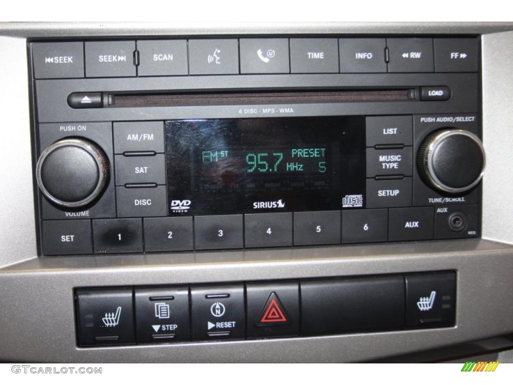 2007 Chrysler Sebring Limited Sedan Controls Photo #44043744