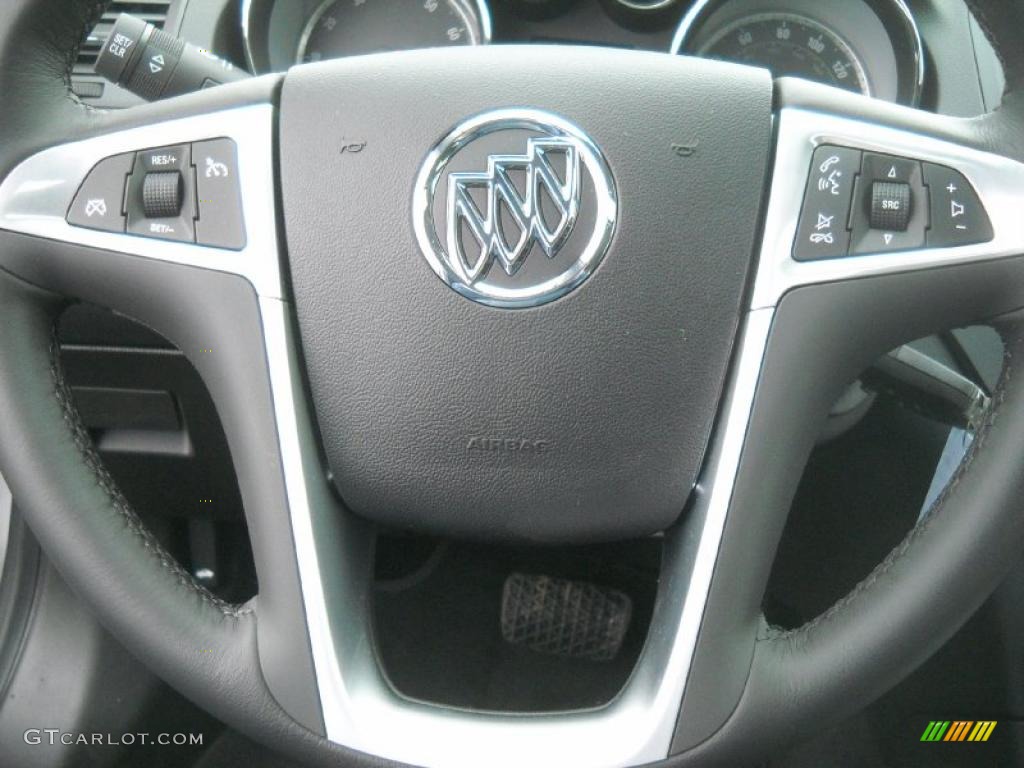 2011 Buick Regal CXL Controls Photo #44044528