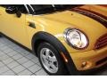 2009 Mellow Yellow Mini Cooper Clubman  photo #11