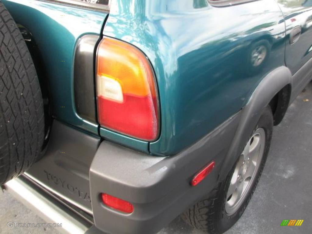 1997 RAV4 4WD - Dark Green Metallic / Gray photo #11