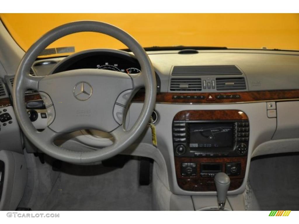 2006 Mercedes-Benz S 500 4Matic Sedan Ash Dashboard Photo #44052740