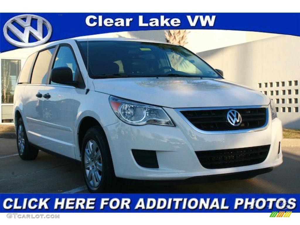 Calla Lily White Volkswagen Routan