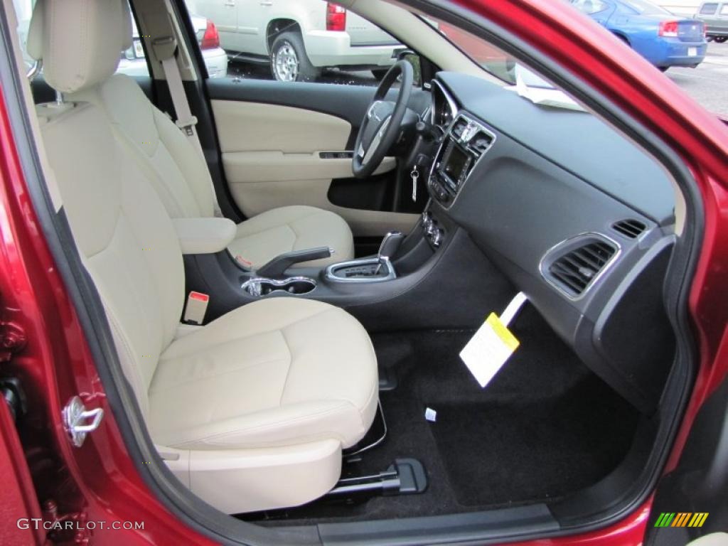Black/Light Frost Beige Interior 2011 Chrysler 200 Limited Photo #44054044
