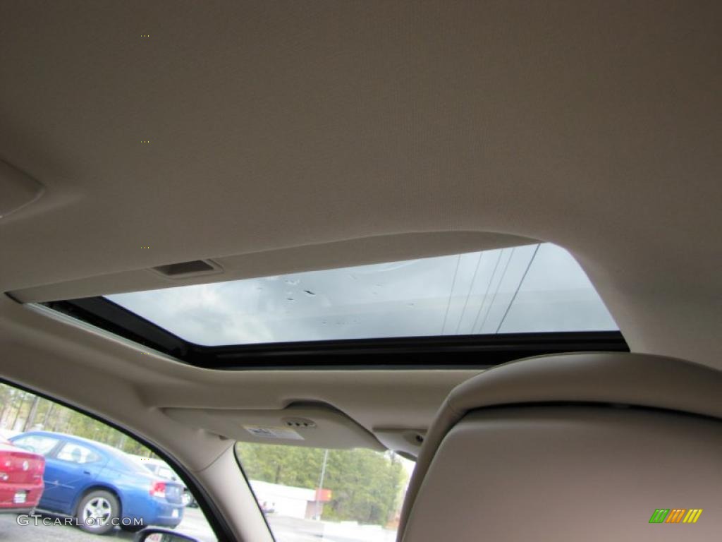 2011 Chrysler 200 Limited Sunroof Photo #44054096