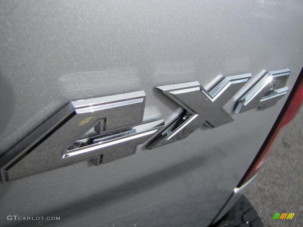 2011 Ram 2500 HD ST Crew Cab 4x4 - Bright Silver Metallic / Dark Slate/Medium Graystone photo #14
