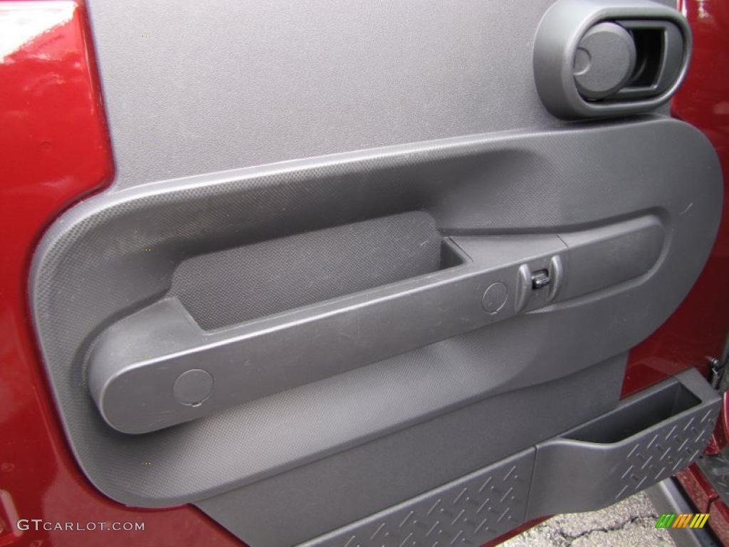 2007 Jeep Wrangler Unlimited Rubicon 4x4 Dark Slate Gray/Medium Slate Gray Door Panel Photo #44056040
