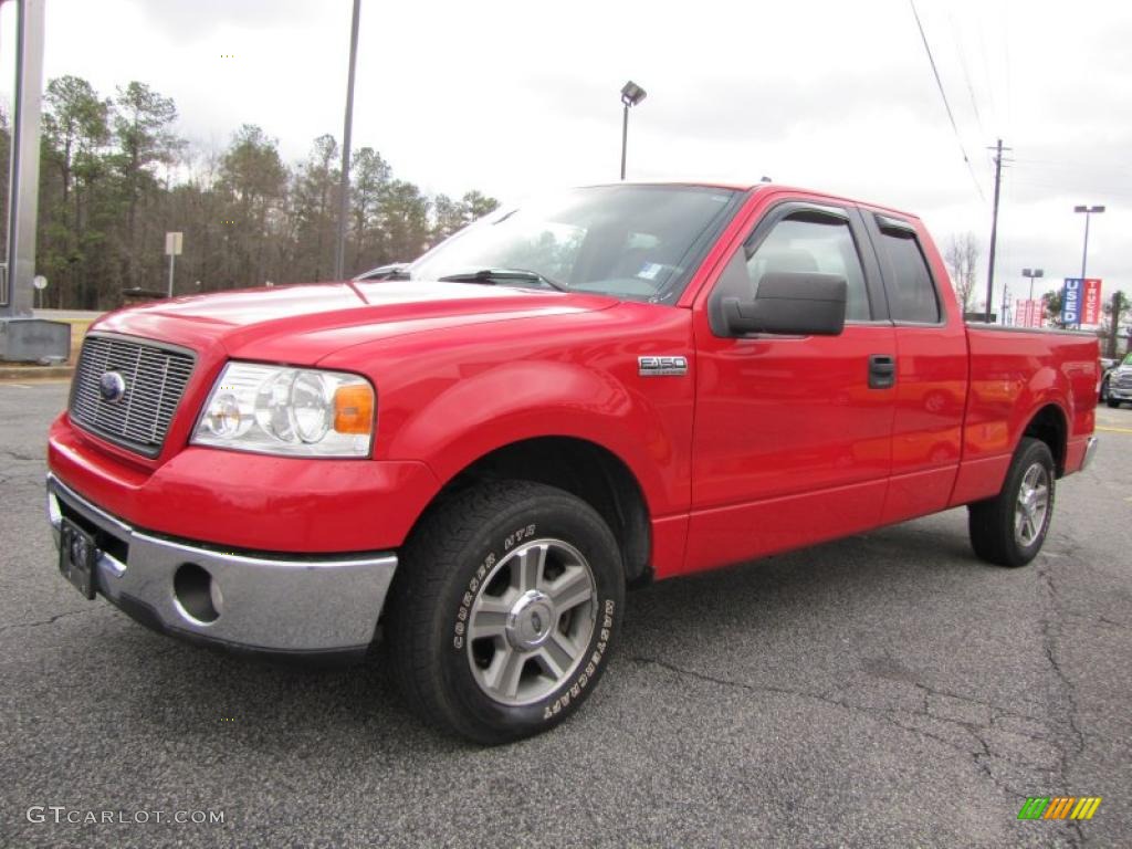 2006 F150 XLT SuperCab - Bright Red / Medium/Dark Flint photo #3