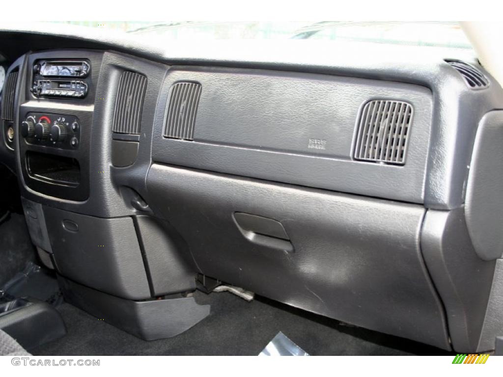 2002 Ram 1500 Sport Quad Cab 4x4 - Graphite Metallic / Dark Slate Gray photo #54