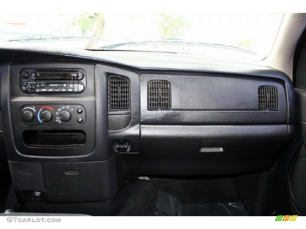 2002 Ram 1500 Sport Quad Cab 4x4 - Graphite Metallic / Dark Slate Gray photo #58