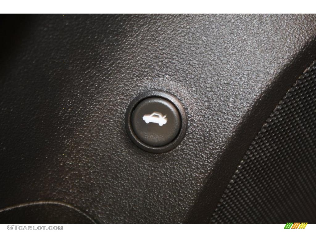 2008 Malibu LT Sedan - Black Granite Metallic / Ebony photo #29