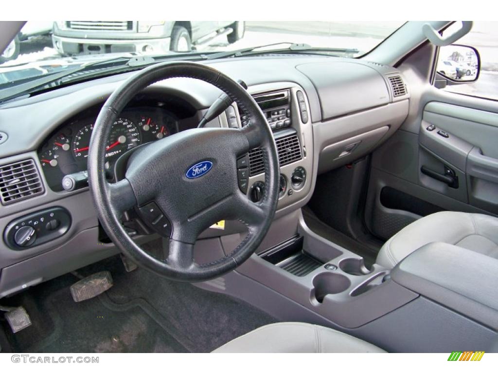 Graphite Interior 2005 Ford Explorer XLT 4x4 Photo #44062677