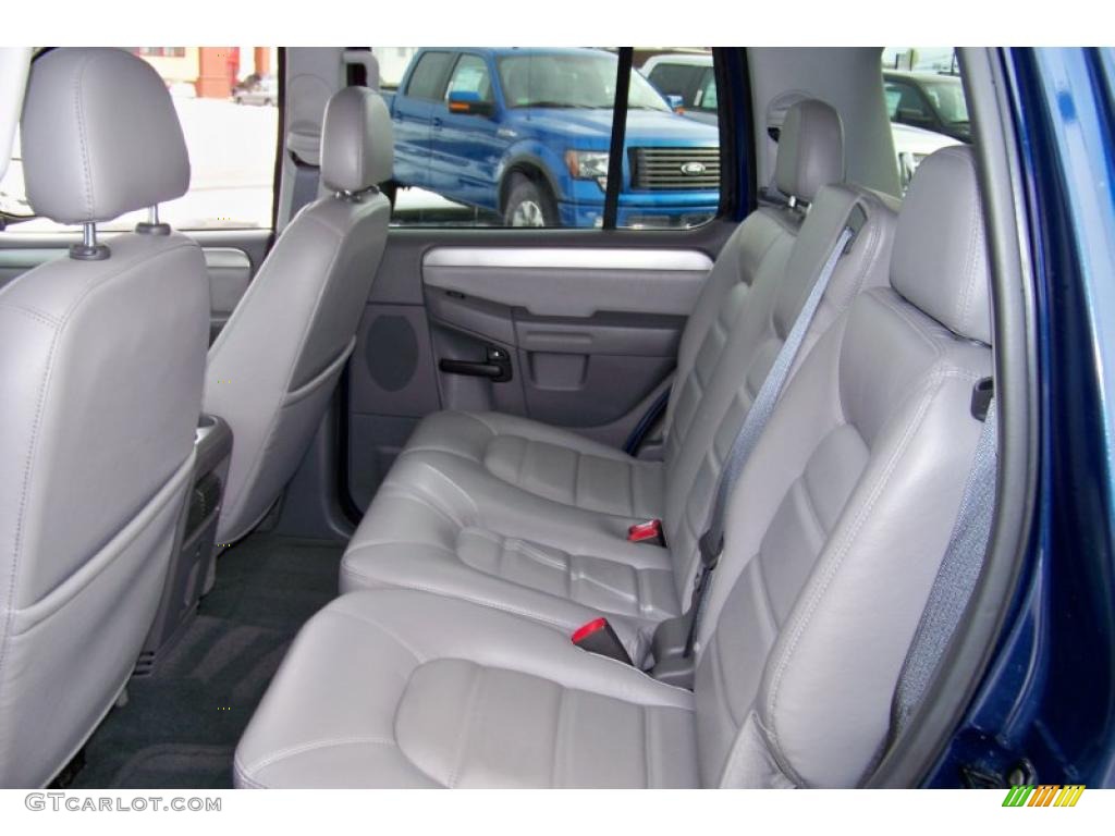 Graphite Interior 2005 Ford Explorer XLT 4x4 Photo #44062717