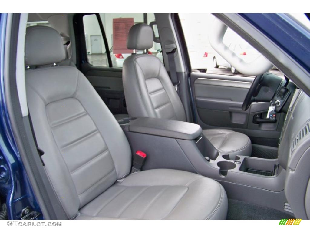 Graphite Interior 2005 Ford Explorer XLT 4x4 Photo #44062769