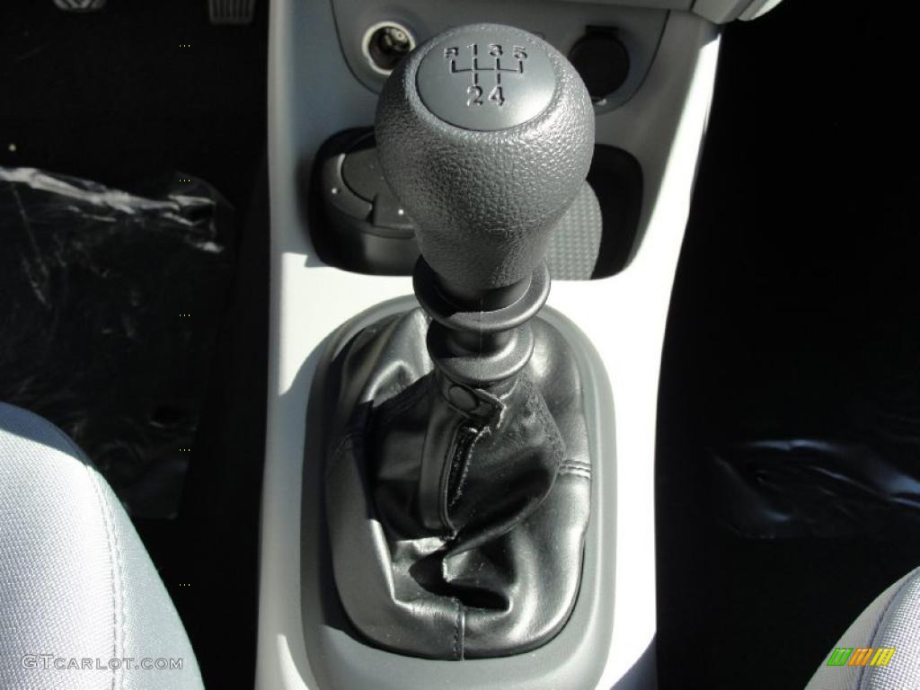 2011 Hyundai Accent GLS 4 Door 5 Speed Manual Transmission Photo #44073578