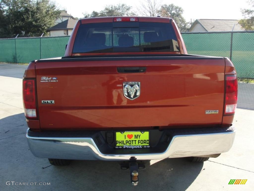 2009 Ram 1500 SLT Crew Cab - Sunburst Orange Pearl / Light Pebble Beige/Bark Brown photo #4