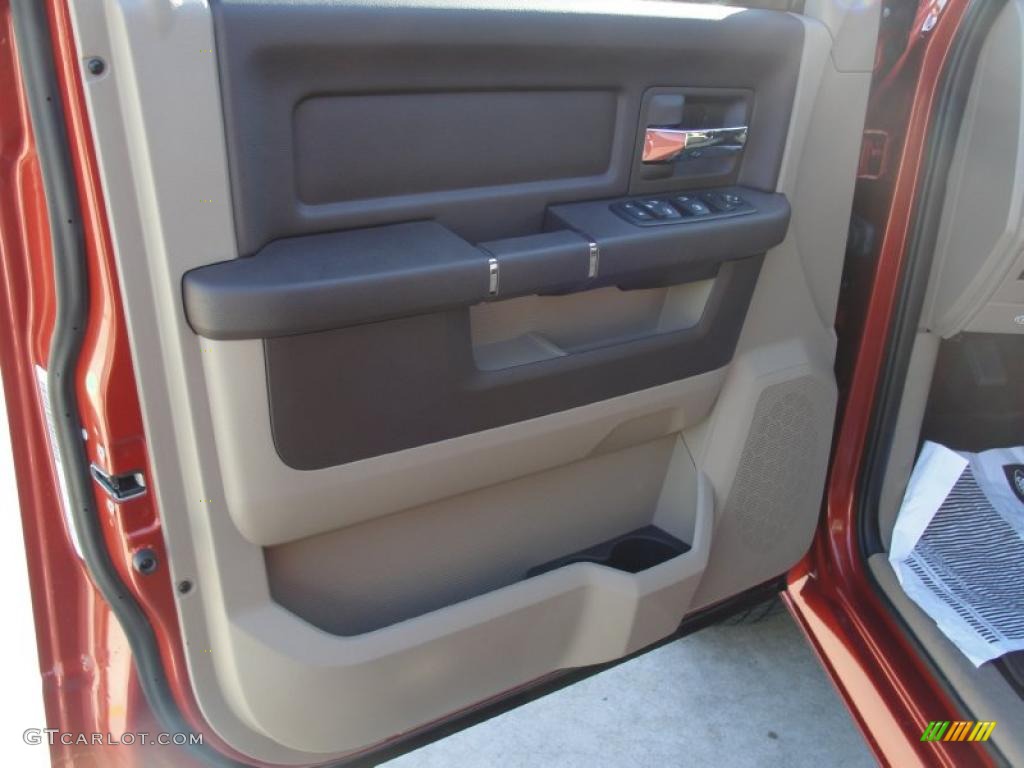 2009 Ram 1500 SLT Crew Cab - Sunburst Orange Pearl / Light Pebble Beige/Bark Brown photo #31