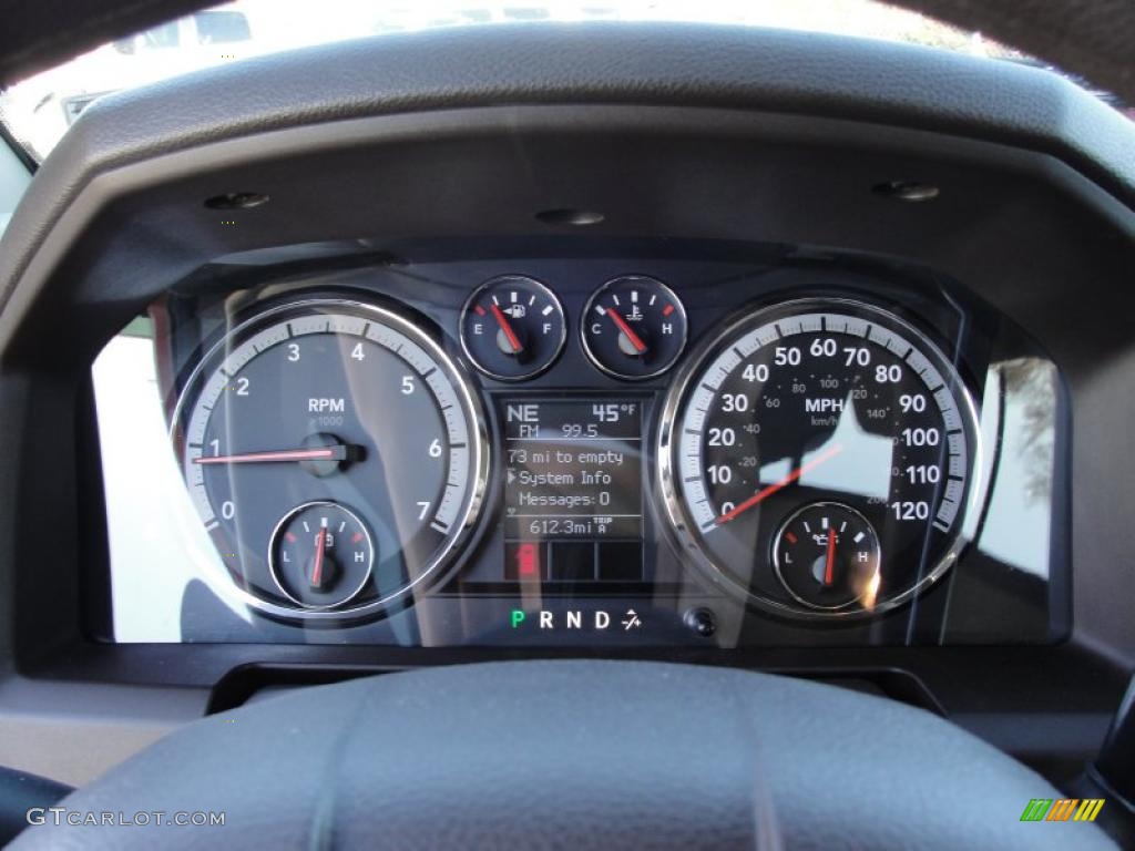 2009 Ram 1500 SLT Crew Cab - Sunburst Orange Pearl / Light Pebble Beige/Bark Brown photo #40