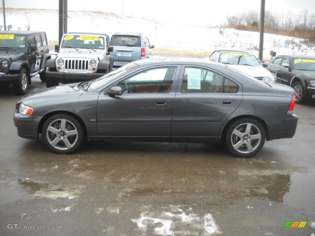 Titanium Gray Metallic 2004 Volvo S60 R AWD Exterior Photo #44074642