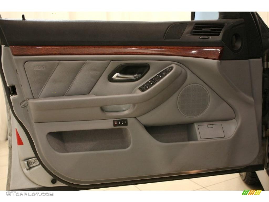 1997 BMW 5 Series 528i Sedan Gray Door Panel Photo #44079478