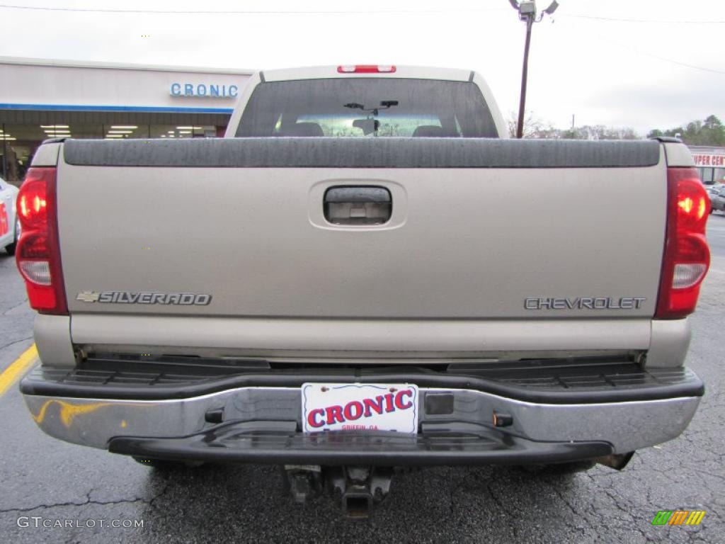 2003 Silverado 2500HD LS Crew Cab 4x4 - Light Pewter Metallic / Medium Gray photo #6