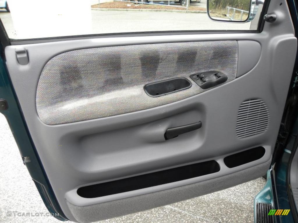 1997 Dodge Ram 1500 Laramie SLT Extended Cab Mist Gray Door Panel Photo #44085857