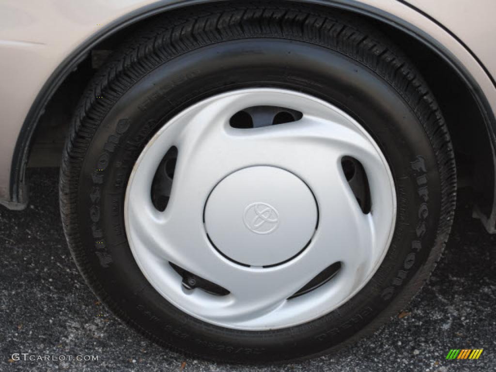 2000 Toyota Corolla CE Wheel Photo #44089676