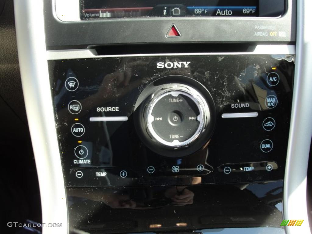 2011 Ford Edge Sport Controls Photo #44090703