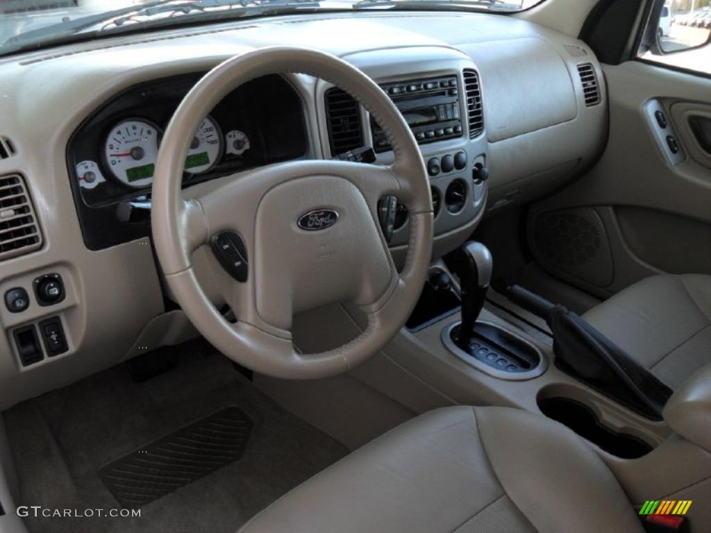 Medium/Dark Pebble Interior 2007 Ford Escape Limited Photo #44100116