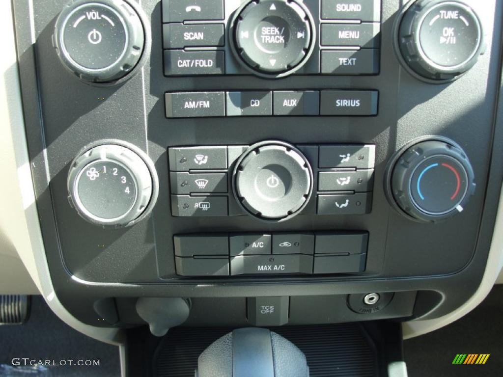 2011 Ford Escape XLS Controls Photo #44105217