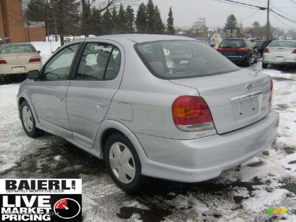 2003 ECHO Sedan - Silver Streak Mica / Shadow Gray photo #5