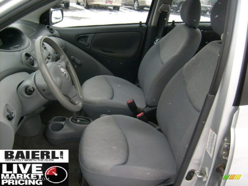 2003 ECHO Sedan - Silver Streak Mica / Shadow Gray photo #10
