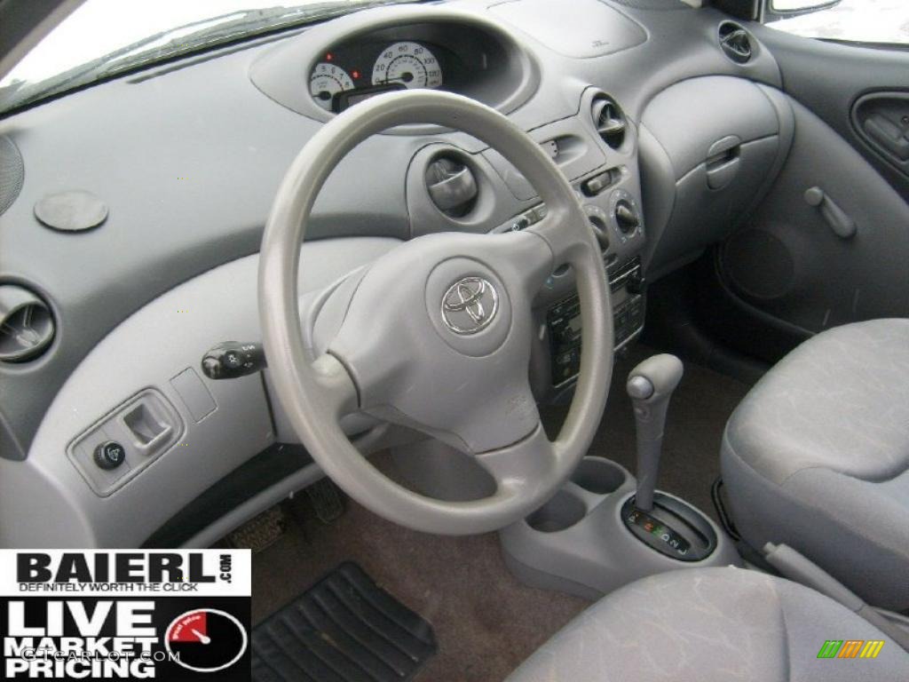 2003 ECHO Sedan - Silver Streak Mica / Shadow Gray photo #11