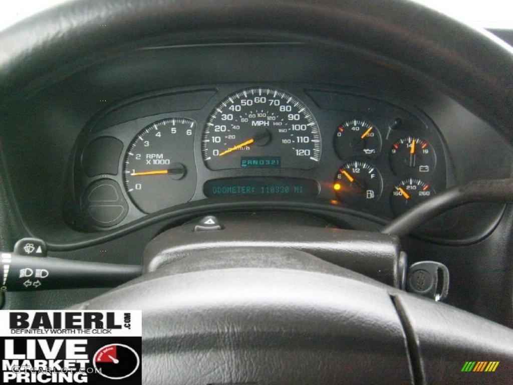 2005 Silverado 1500 Regular Cab - Victory Red / Dark Charcoal photo #17