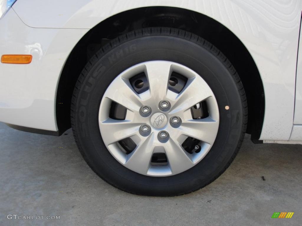 2011 Hyundai Elantra Touring GLS Wheel Photo #44108362