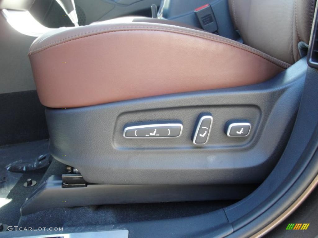 2011 Hyundai Veracruz Limited Controls Photo #44109826