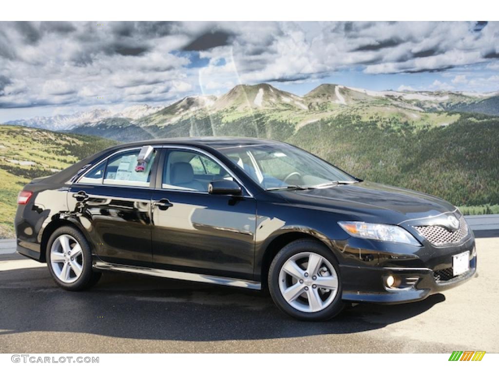 2011 Camry SE V6 - Magnetic Gray Metallic / Ash photo #1