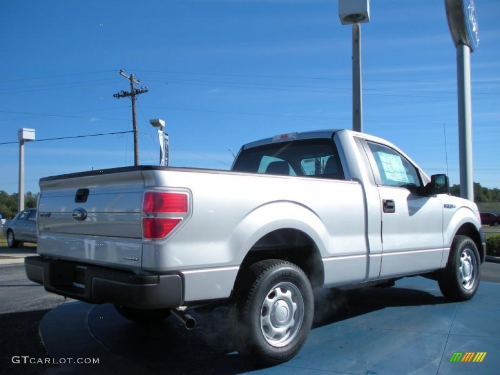 Ingot Silver Metallic 2011 Ford F150 XL Regular Cab Exterior Photo #44111578