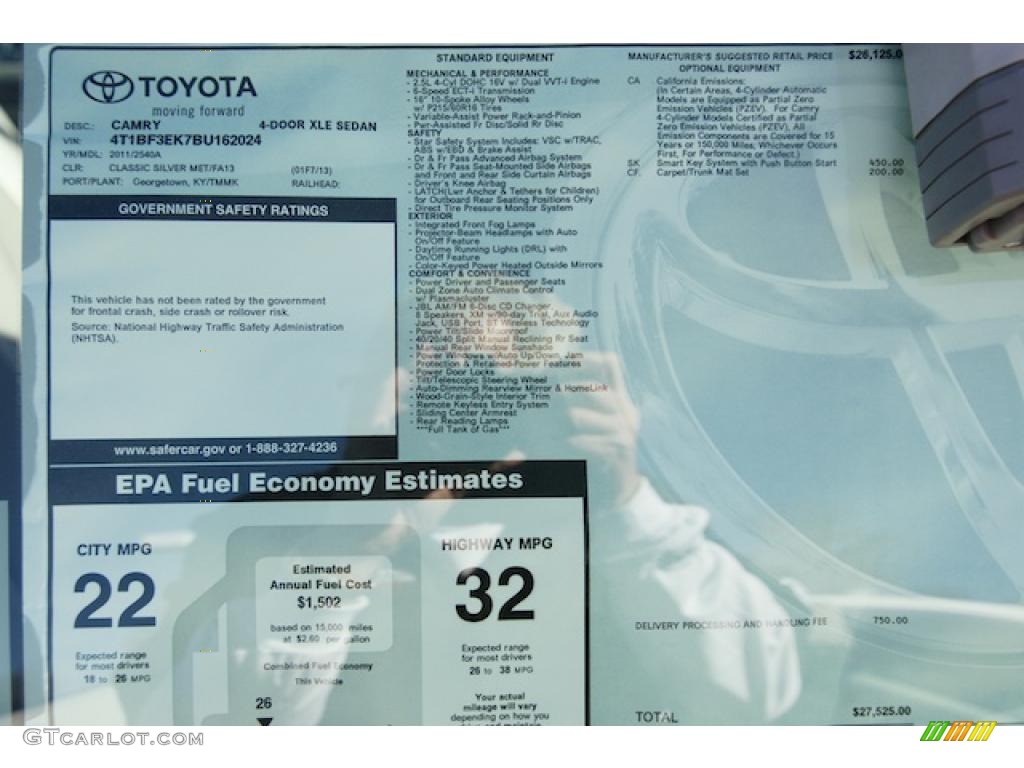 2011 Toyota Camry XLE Window Sticker Photos